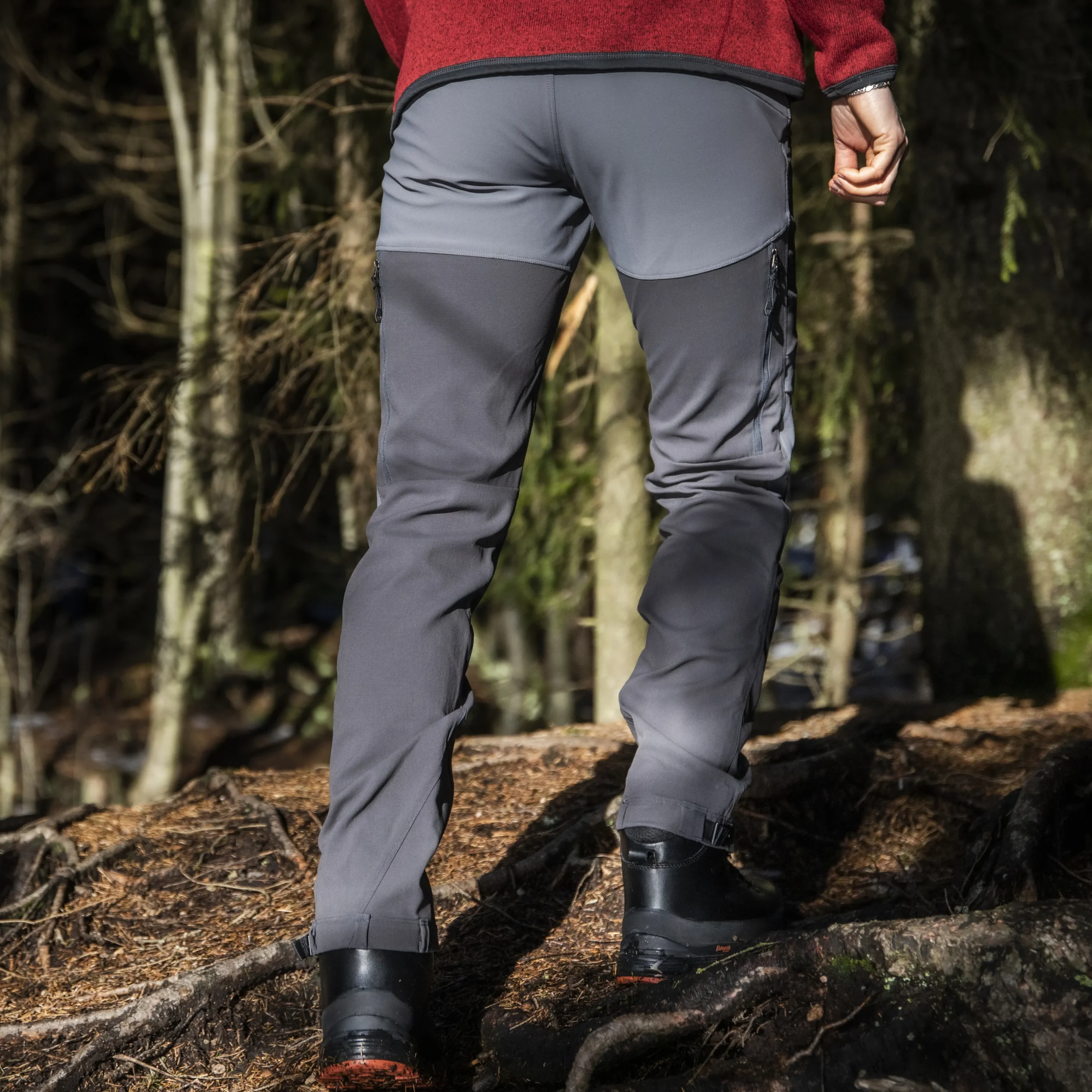 Clearance Bergans Fjorda Trekking Hybrid W Pants - Solid Charcoal