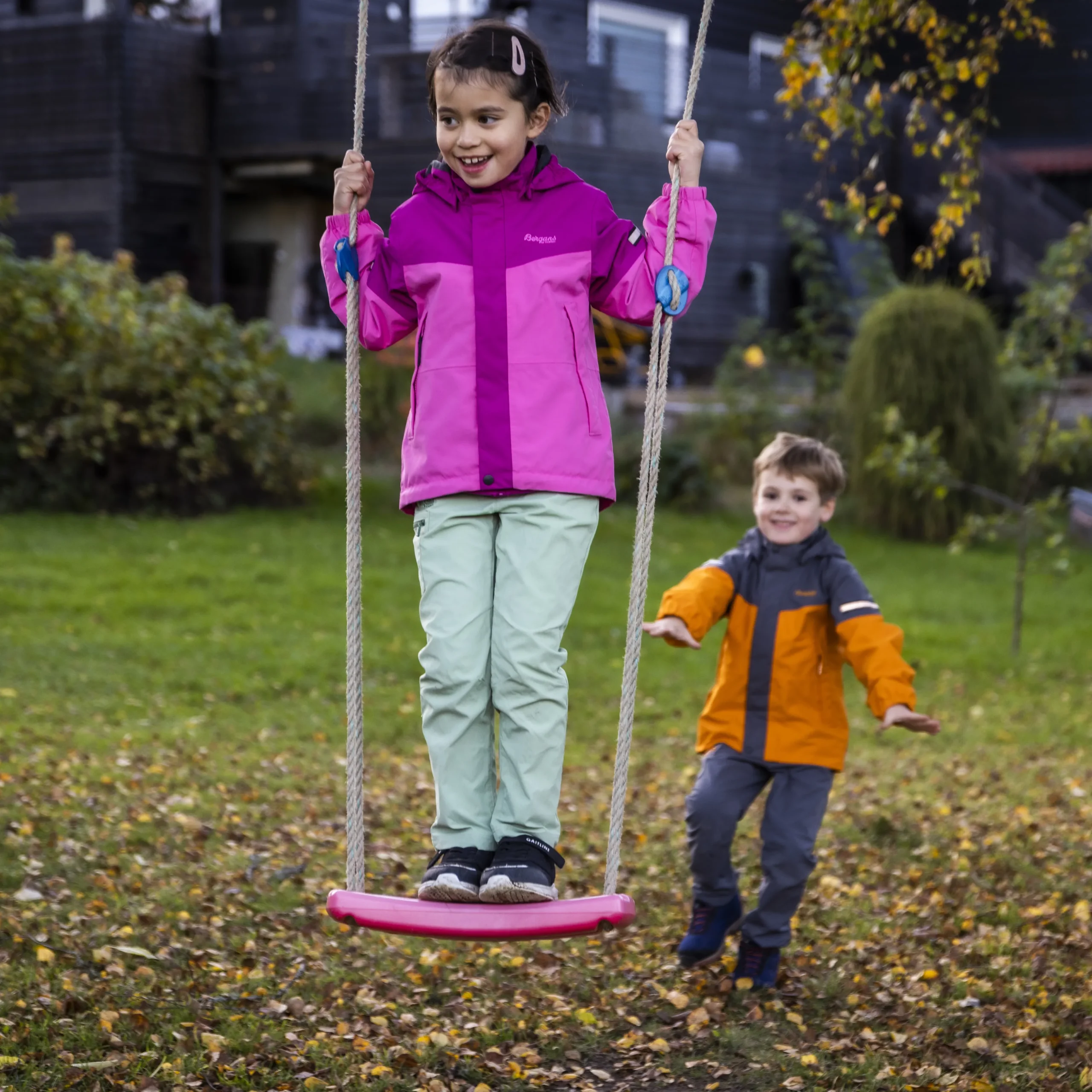 Best Sale Bergans Lilletind V2 Light Softshell Kids Pants - Jade Green