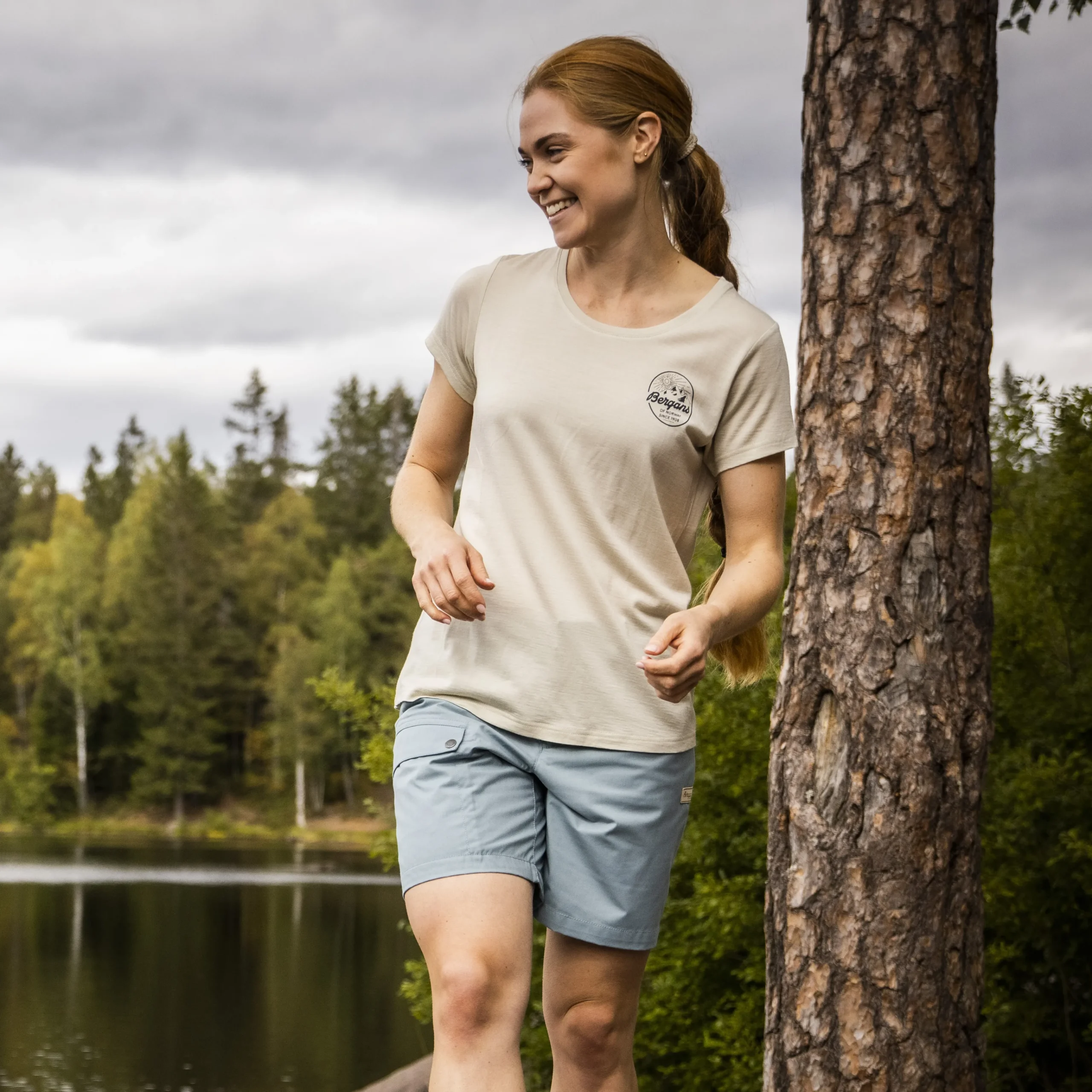 Fashion Bergans Nordmarka Leaf Light Shorts Women - Smoke Blue