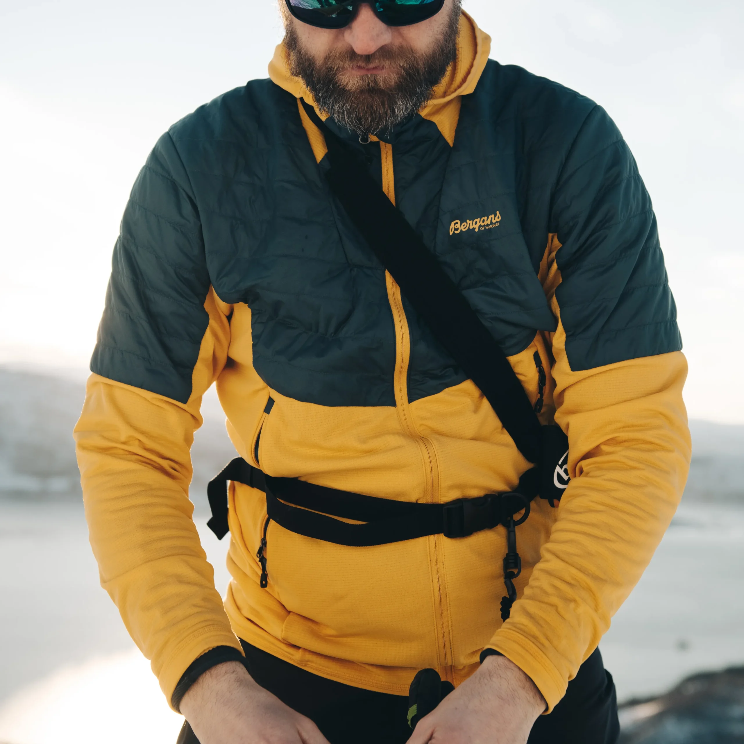 New Bergans Senja Midlayer Hood Jacket - Light Golden Yellow / Orion Blue