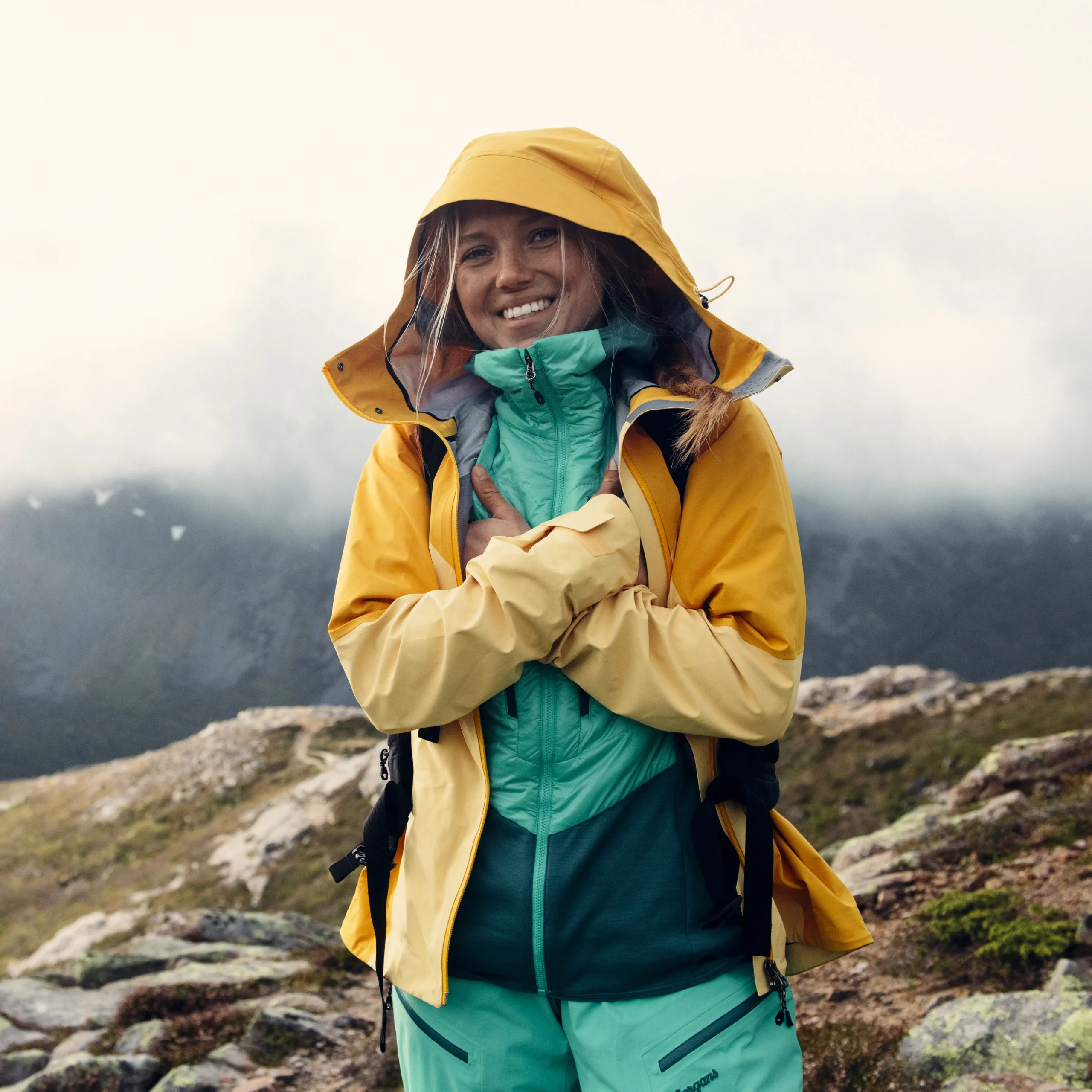 Hot Bergans Tind 3L Shell Jacket Women - Buttercup Yellow / Marigold Yellow