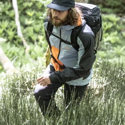 Outlet Bergans Vaagaa Light 3L Shell Jacket Men - Husky Blue / Black