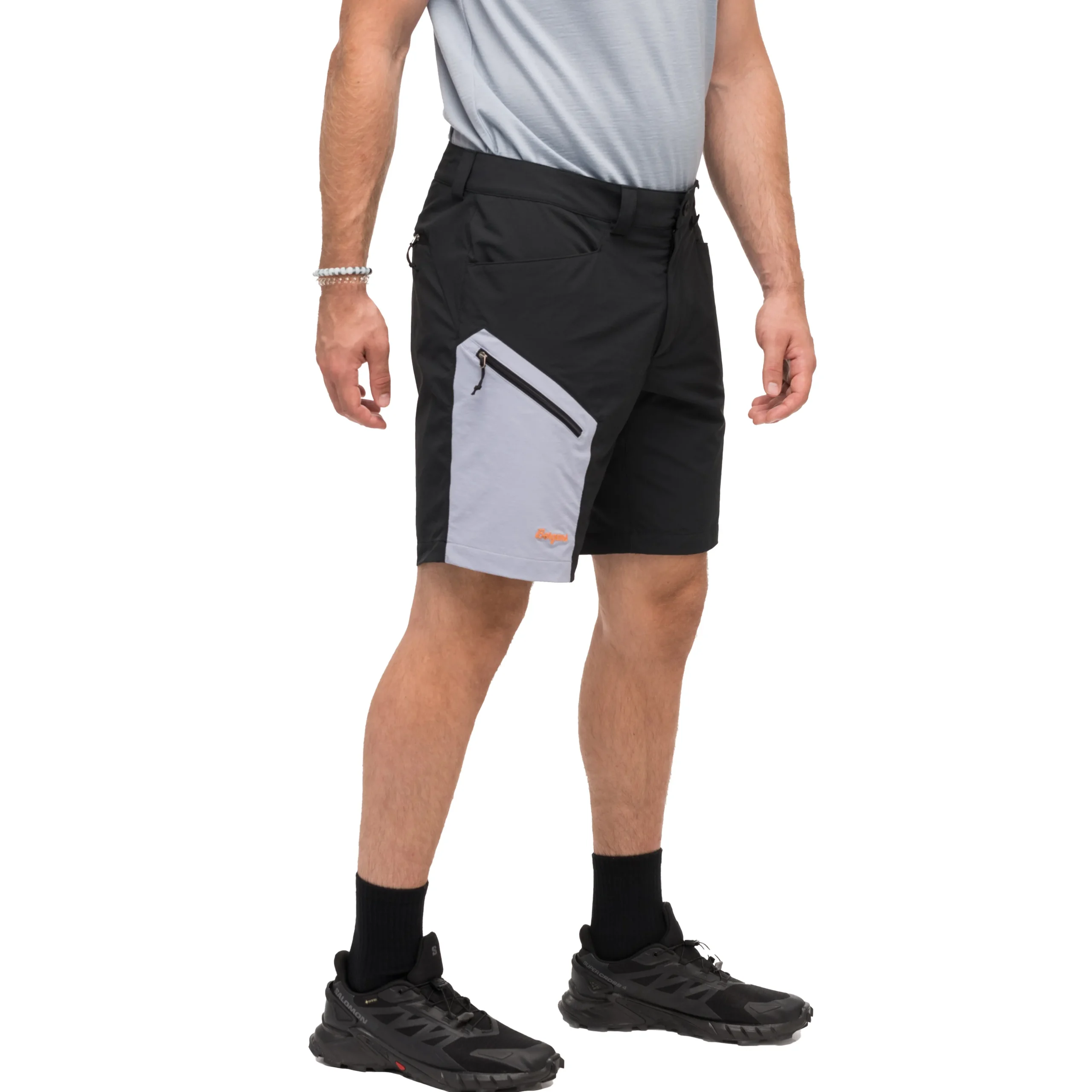 Hot Bergans Vaagaa Light Softshell Shorts Men - Black / Husky Blue