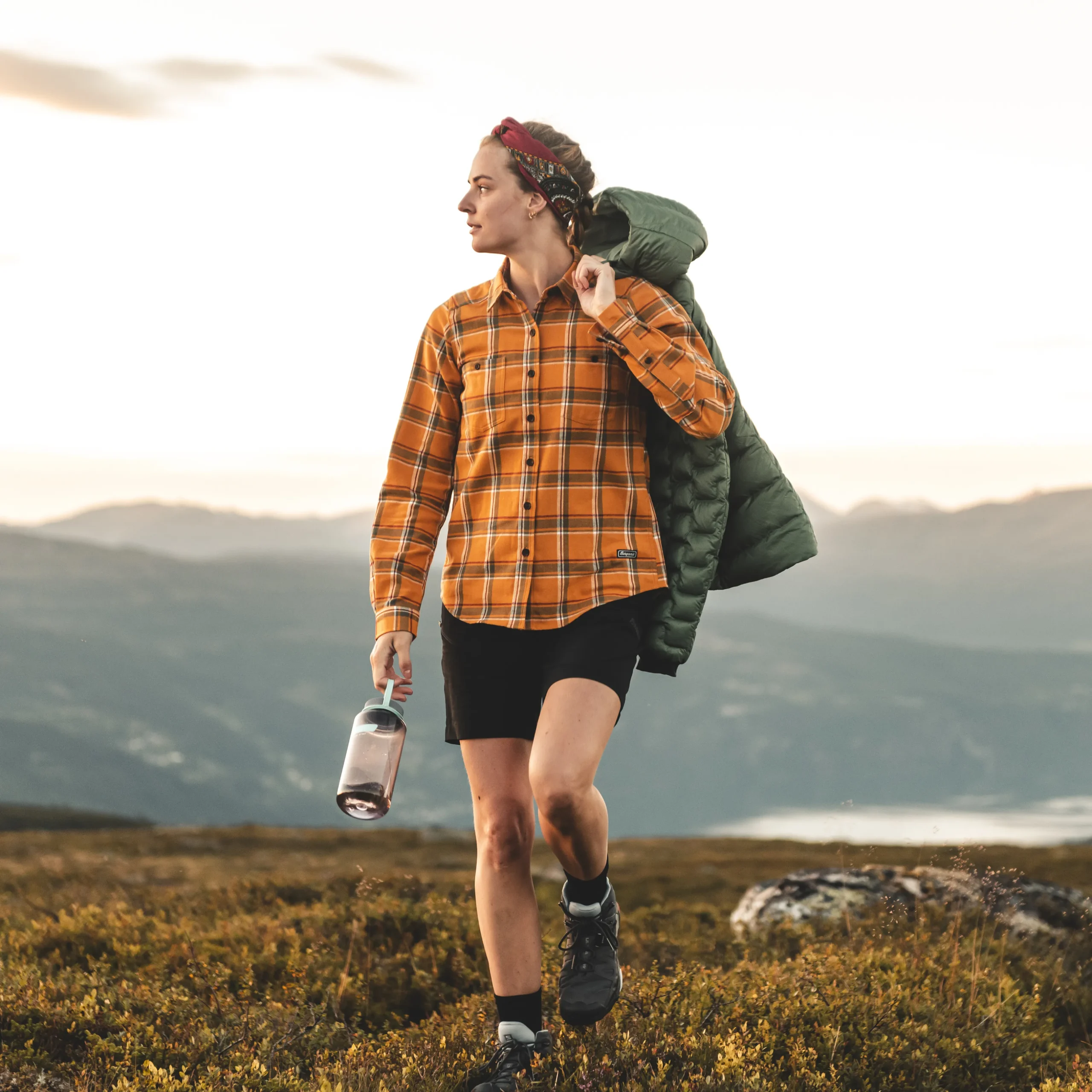 Best Bergans Vandre Light Softshell Shorts Women - Black