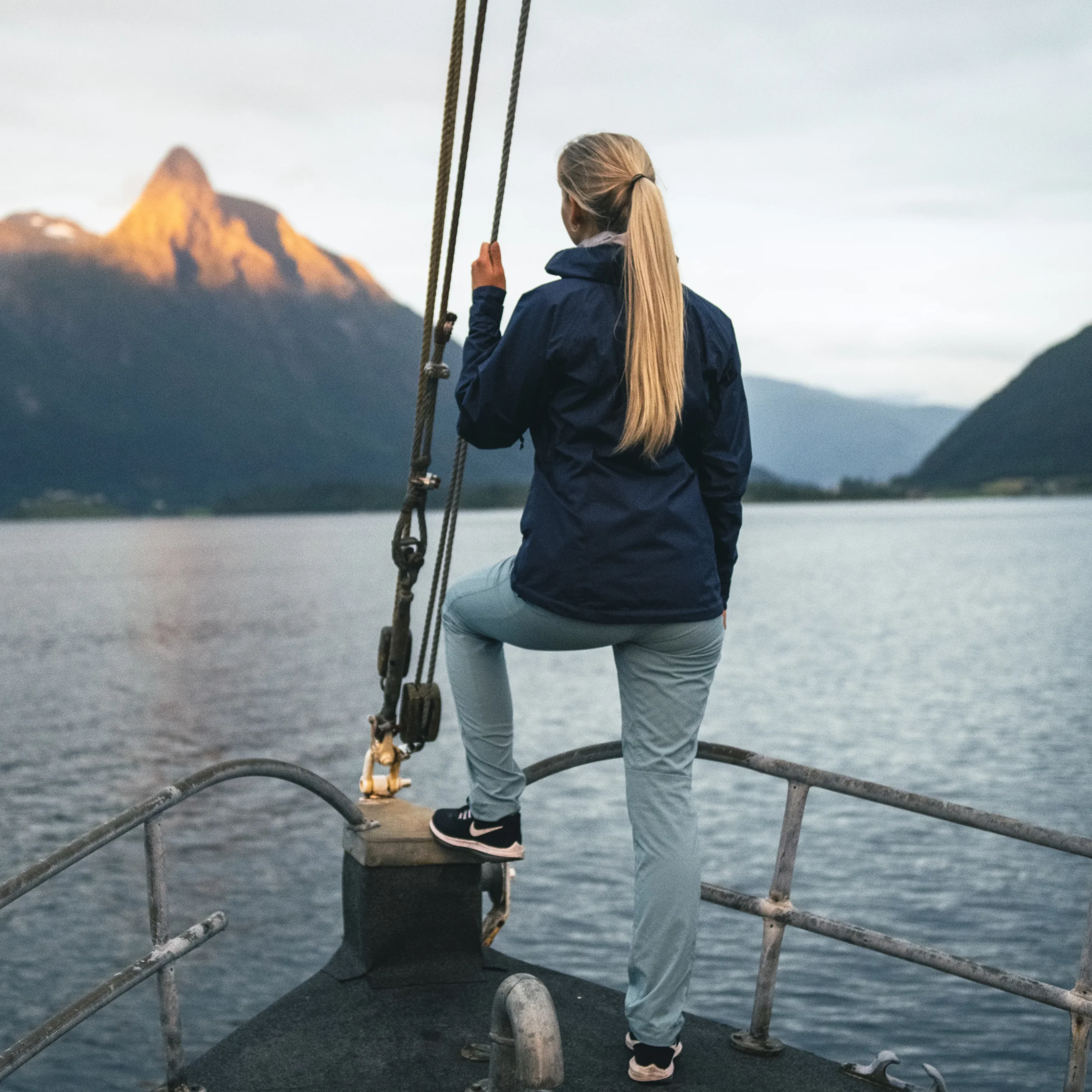 Online Bergans Vatne 3L W Jacket - Navy Blue